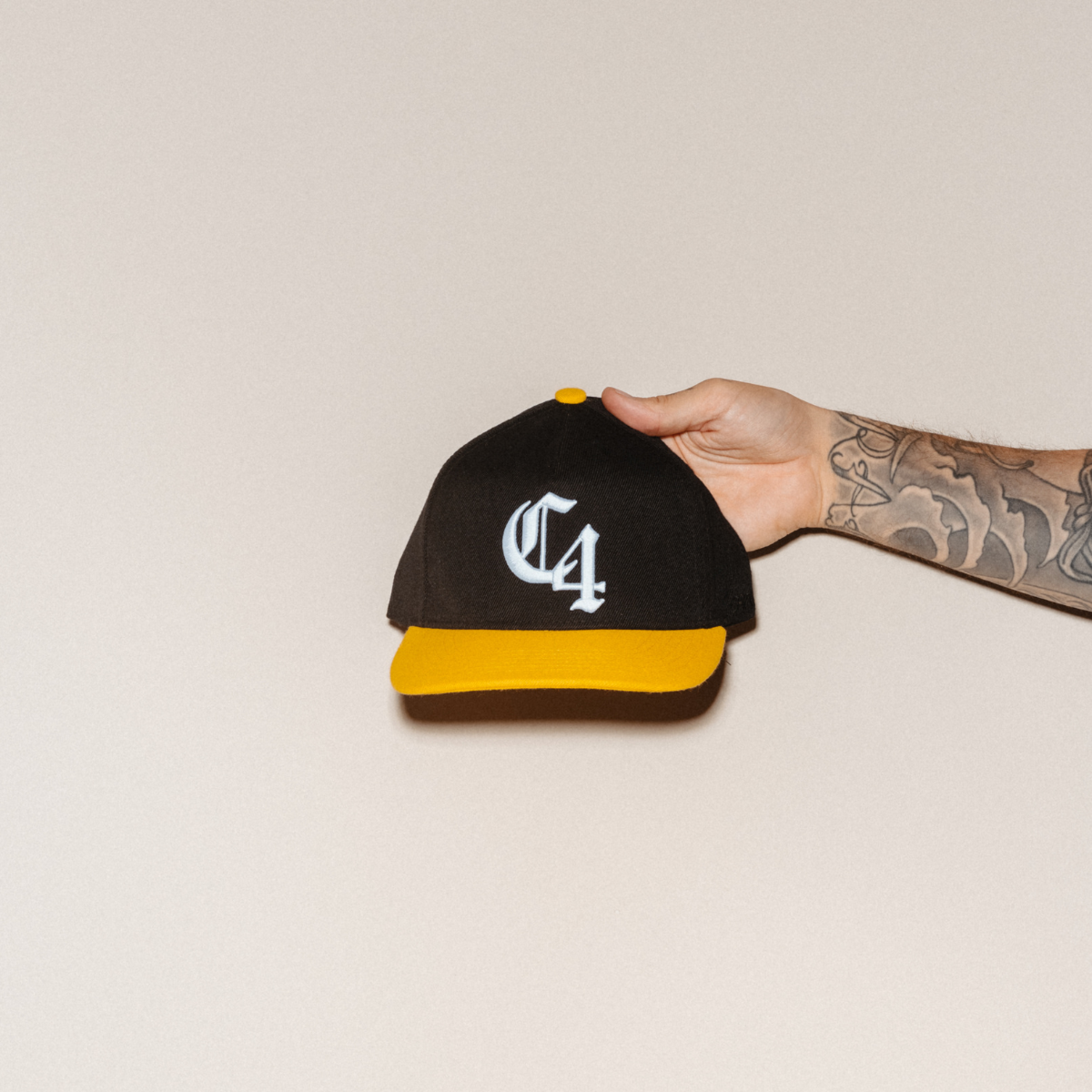 C4 CAP BLACK YELLOW